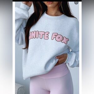 NWOT white fox sweatshirt